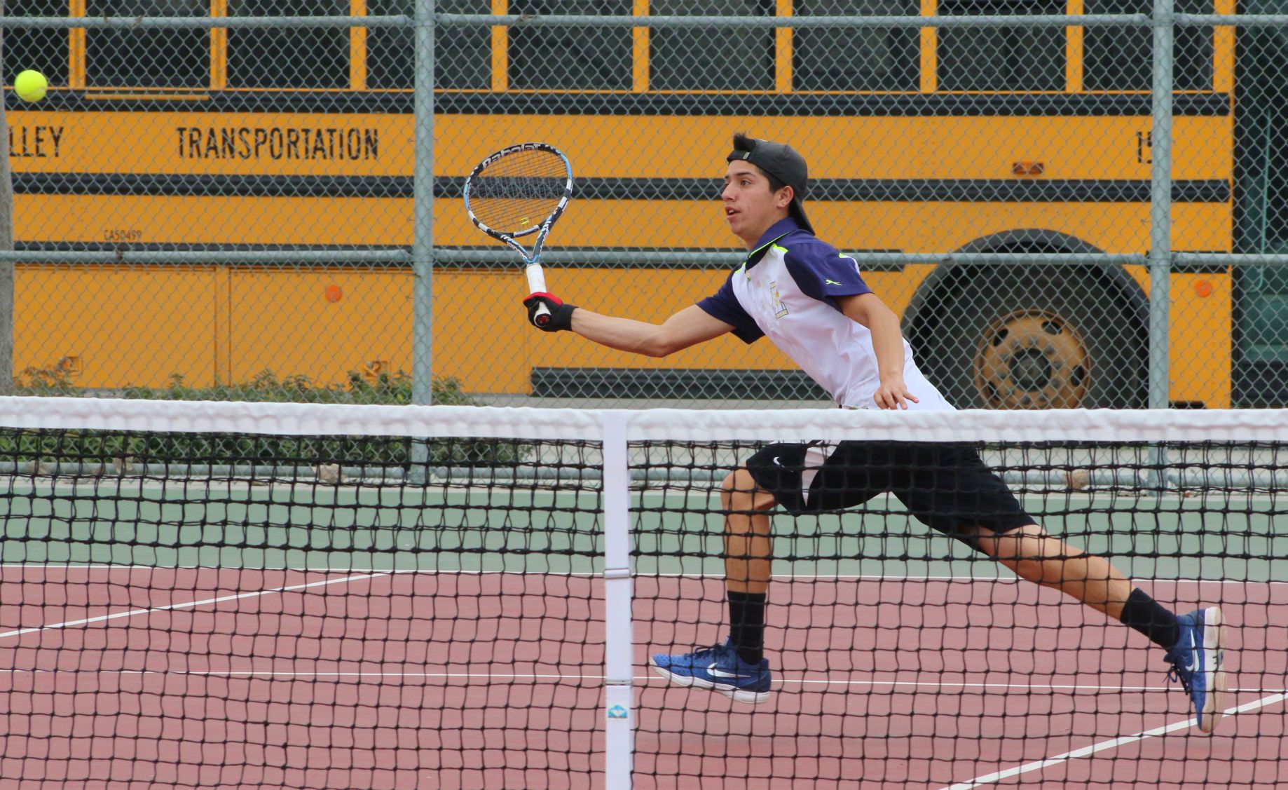Diaz, Roa lead against Lindsay